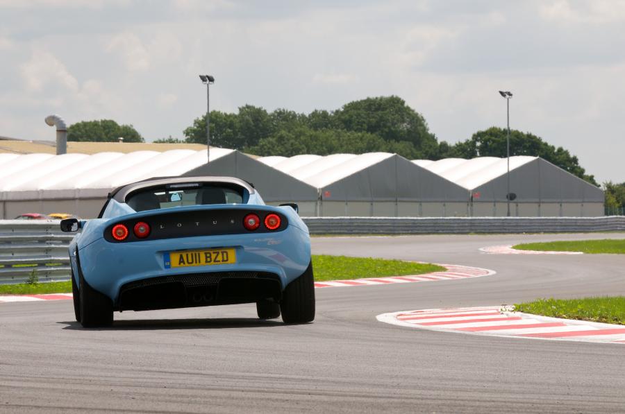  Lotus Elise Club Racer 2011 года  (фото 16 из 30)